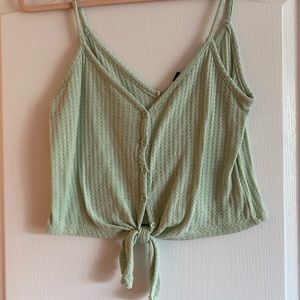 Forever21 tie front cropped top